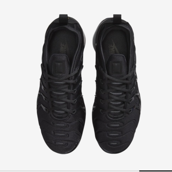 Nike VaporMax Plus (Men’s) Sneakers - Picture 3 of 5